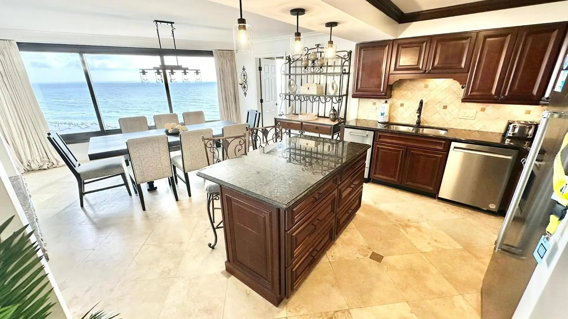 4106 Beachside One Destin 0*,